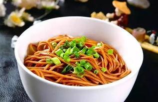 角瓜拌面怎么吃,夏日清爽美食,轻松学会的家常美味